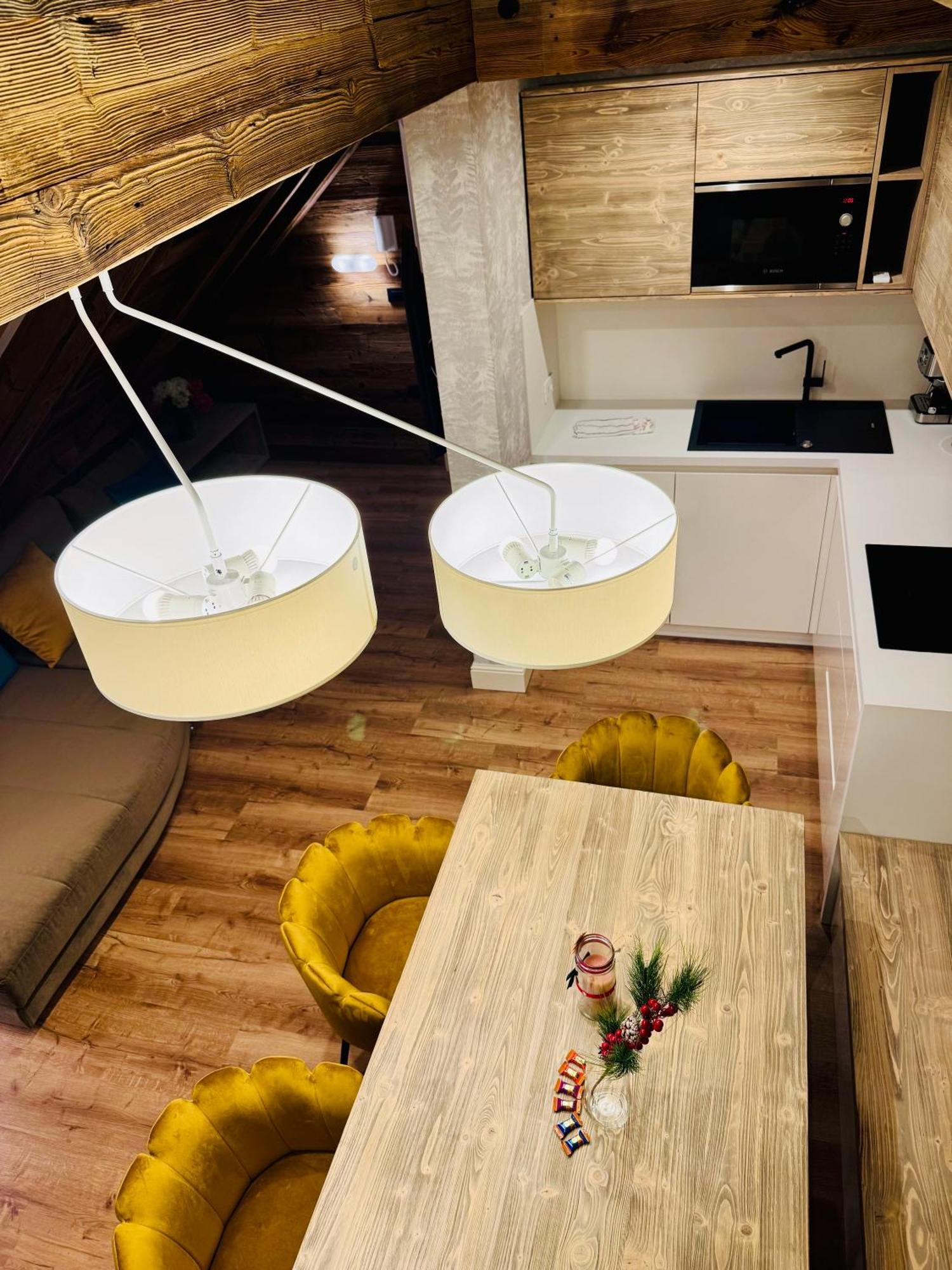 Vila Urbana Luxury Apartments Лешче Экстерьер фото