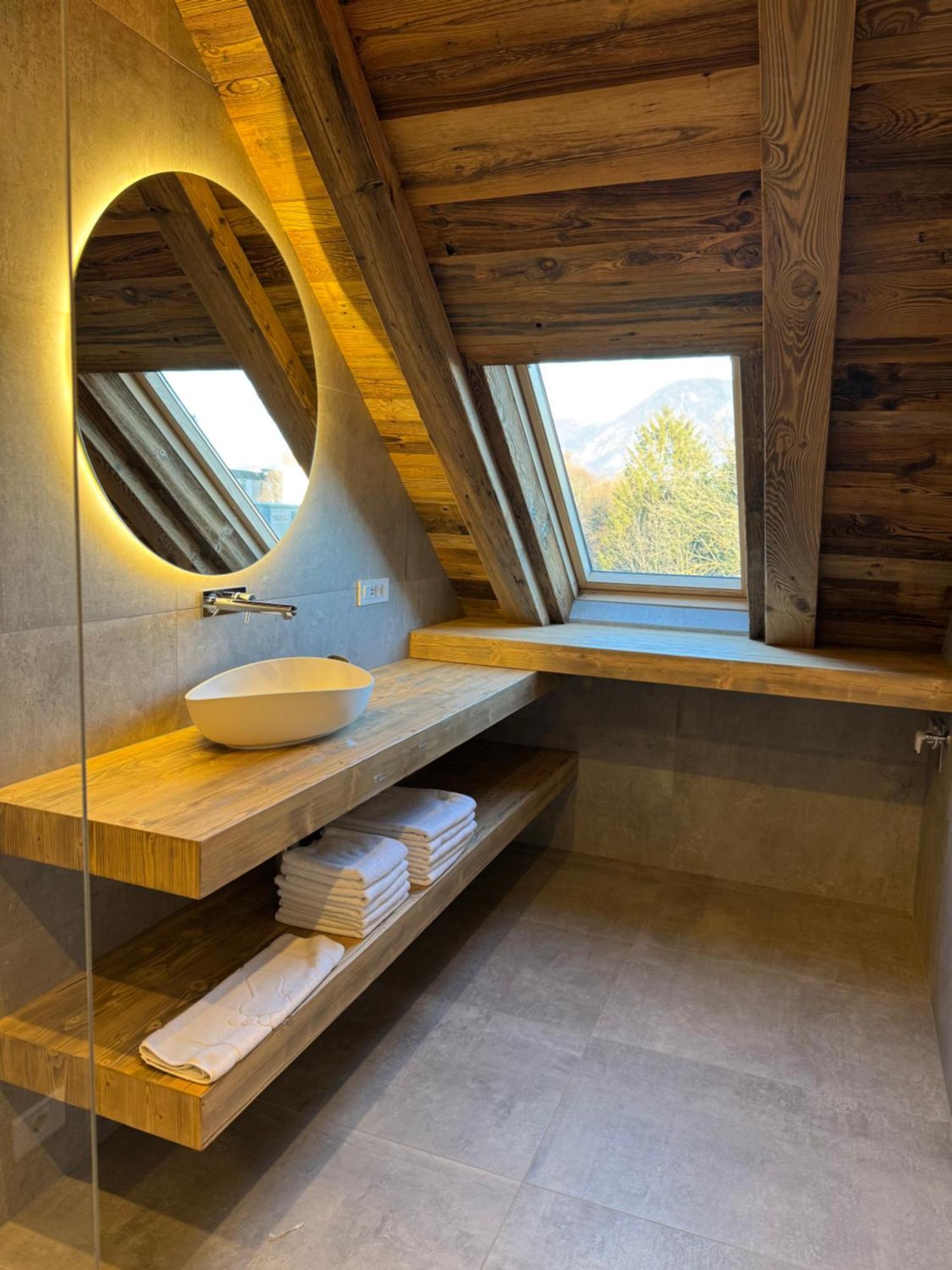 Vila Urbana Luxury Apartments Лешче Экстерьер фото