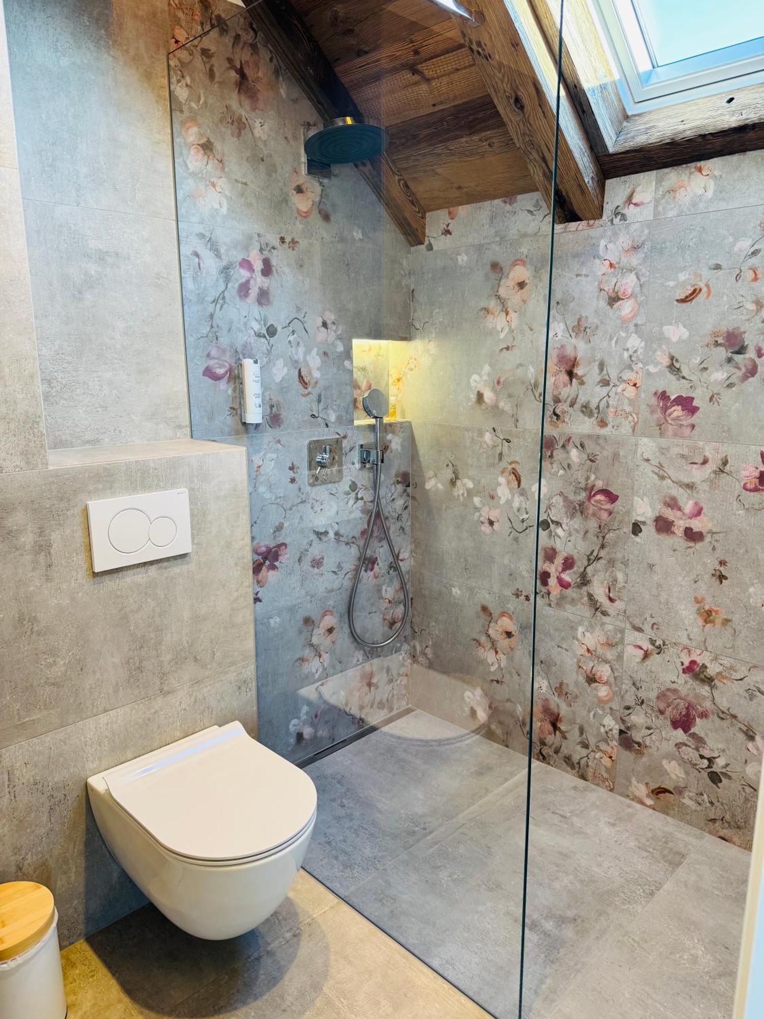 Vila Urbana Luxury Apartments Лешче Экстерьер фото